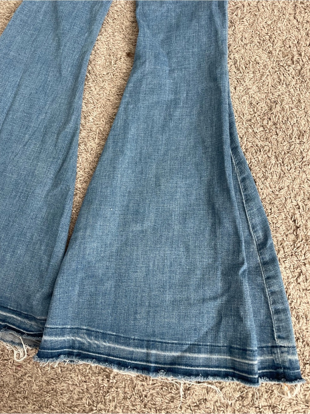 We The Free Bell Bottom Flare Jeans - Picture 9 of 9